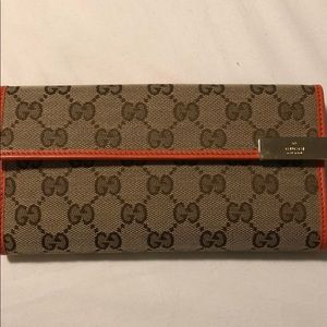 Gucci continental wallet